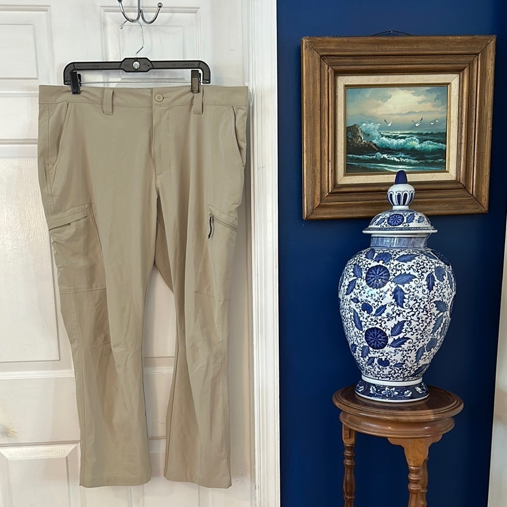Men’s Columbia PFG Hunting Fishing Hiking Pants Size 38 x 30